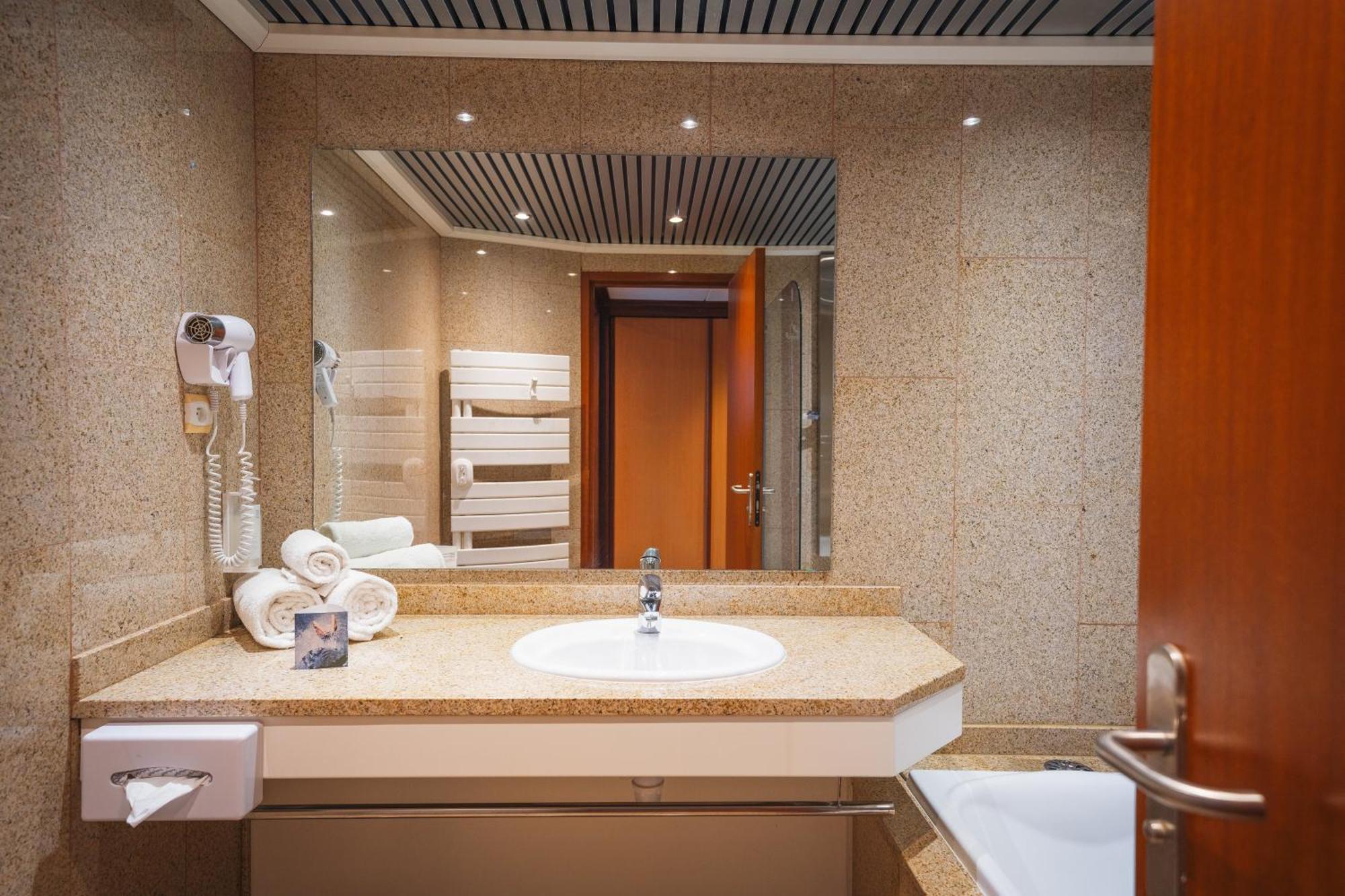 Hotel Spa Du Beryl St Brevin L'Ocean Saint-Brévin-les-Pins Eksteriør bilde
